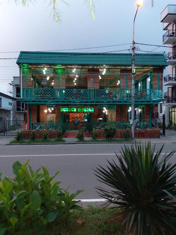 Green Terrace Kobuleti Esterno foto